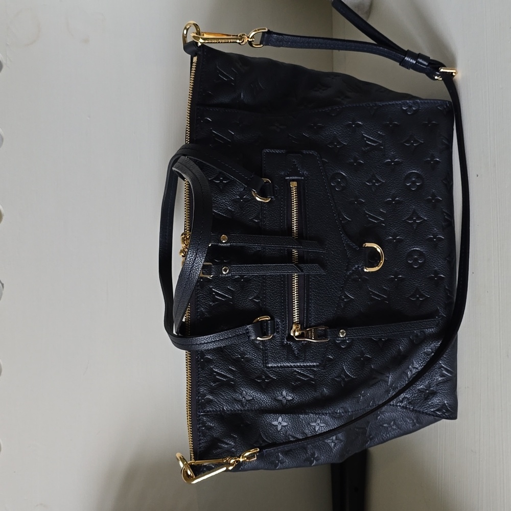 LV Lumineuse GM infini empreinte